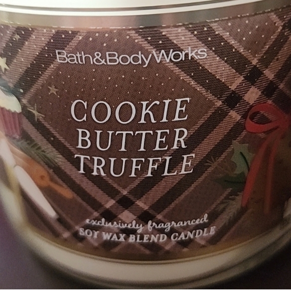 Bath & Body Works-" Cookie ButterTruffle " 3-Wick Candle - Picture 3 of 4